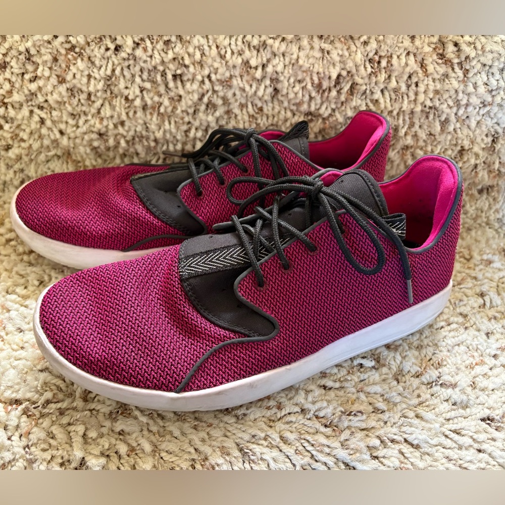 Jordan Eclipse - Picture 2 of 5